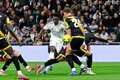 Meci “nebun” între Real Madrid și Rayo: Rațiu a ratat o ocazie imensă, singur cu portarul