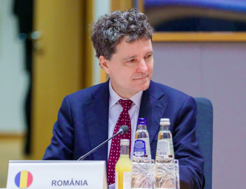 Nicușor Dan, mesaj cu ocazia „majoratului” emisiunii „Neatza cu Răzvan și Dani”