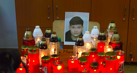 Copilul de 13 ani implicat în crima de le Cenei ar fi mărturisit fapta și că e consumator de droguri. De ce l-ar fi ucis pe Mario