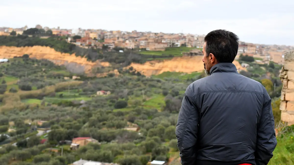 Ancora crolli a Niscemi: il paese riparte, ma c’è allerta meteo