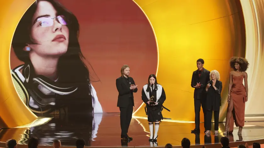 Ai Grammy ‘Wildflower’ di Billie Eilish canzone dell’anno