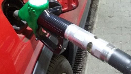 Sorin Grindeanu îi solicită lui Ilie Bolojan să ia măsuri în contextul scumpirilor la carburanţi