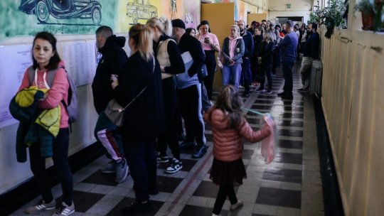 Se așteaptă ca viitorul parlament bulgar să aibă cel puțin cinci partide