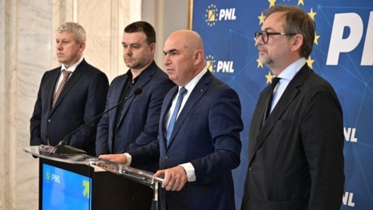 Premierul desemnat, Adrian Veştea, consideră că prin modificarea statutului PNL se urmăreşte blocarea