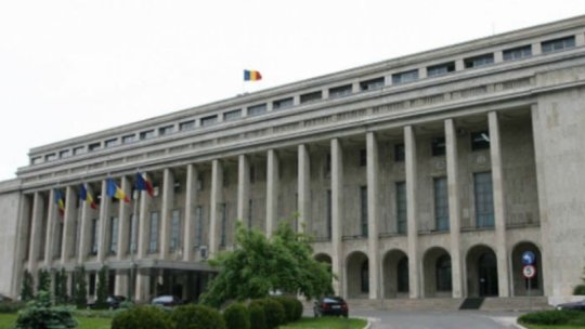 Cabinetul Niculescu s-ar putea instala la Palatul Victoria cu ajutorul PSD, PNL, UDMR şi ale grupului